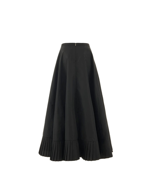 Long skirt with applications