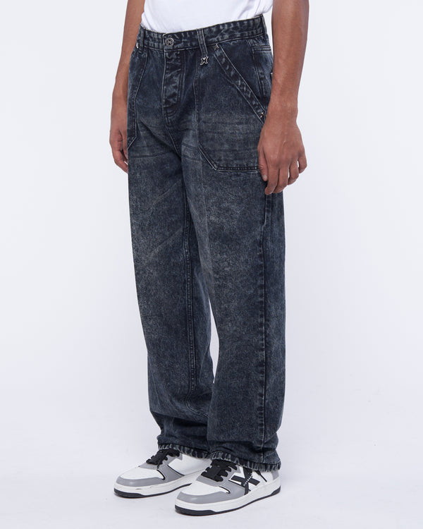 Jeans mit verfärbtem Waschen