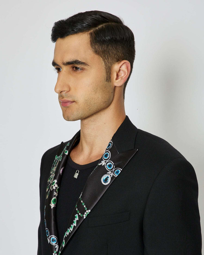 Single breasted blazer with patterned lapels