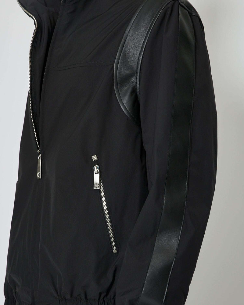 Haubenbomber mit Eco -Lederdetails