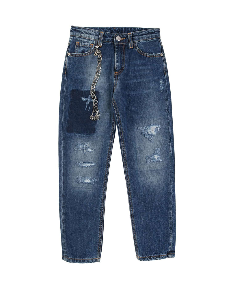 Jeans mit dekorativer Kette