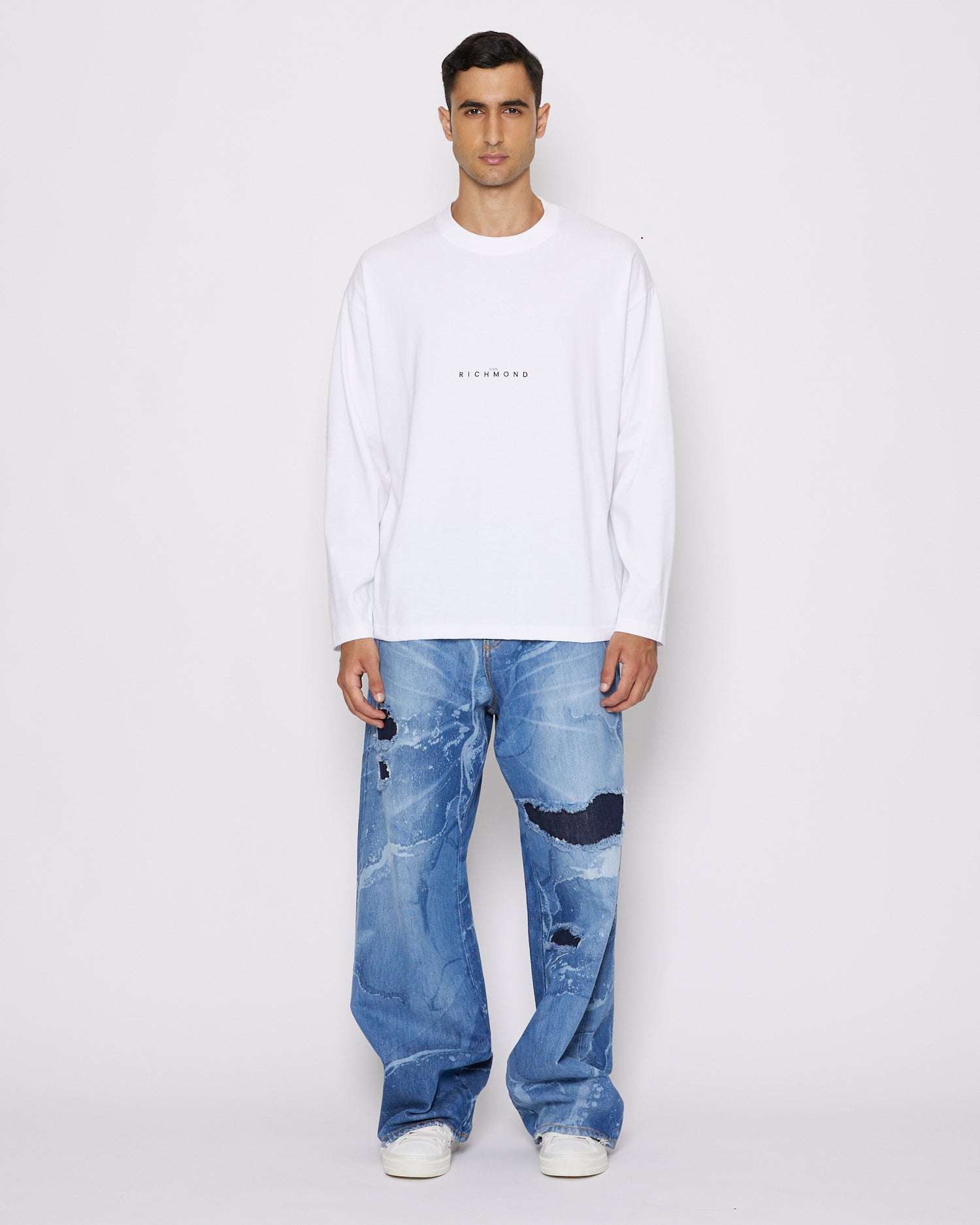 John Richmond T-shirt over con logo sul davanti