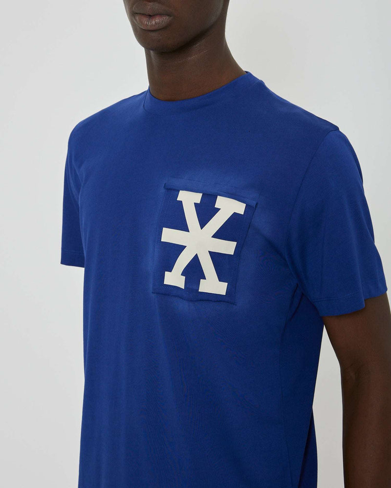 Regular t-shirt with applied logo on the front